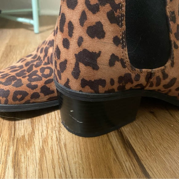 Leopard Boots - Picture 3 of 4